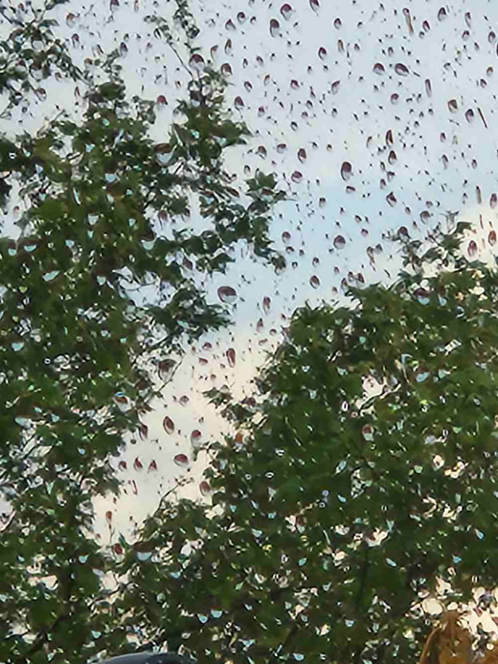 utiliser la pluie comme moyen de lâcher prise sur nos peines